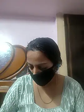Snapshot of Tamilfathi chatting on 01/06/26, 07:01 Tamilfathi online show from 01/06/26, 07:01
