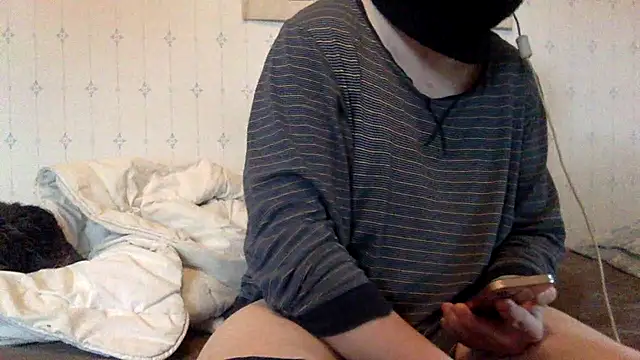 Snapshot of Herr_Snusk chatting on 04/04/26, 06:55 Herr Snusk online show from 04/04/26, 06:55