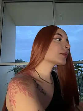 Snapshot of alesziarose_ chatting on 02/15/26, 11:23 alesziarose online show from 02/15/26, 11:23