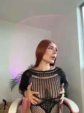 Snapshot of alesziarose_ chatting on 05/12/26, 09:34 alesziarose online show from 05/12/26, 09:34