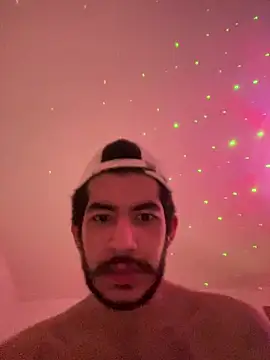 Snapshot of vinihfeh chatting on 07/24/26, 04:21 vinihfeh online show from 07/24/26, 04:21