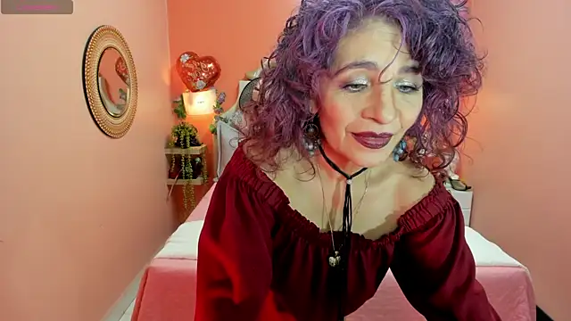 Dalila Najjar  online show from 07/17/26, 02:45