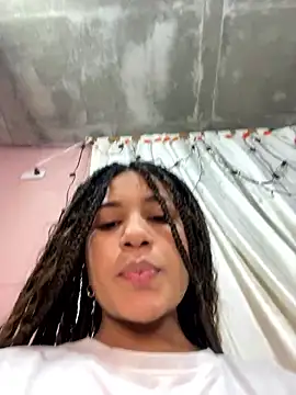 Snapshot of Sofibleaze chatting on 01/16/26, 02:48 Sofibleaze online show from 01/16/26, 02:48