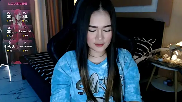 Snapshot of simplykhate chatting on 01/13/26, 01:33 simplykhate online show from 01/13/26, 01:33