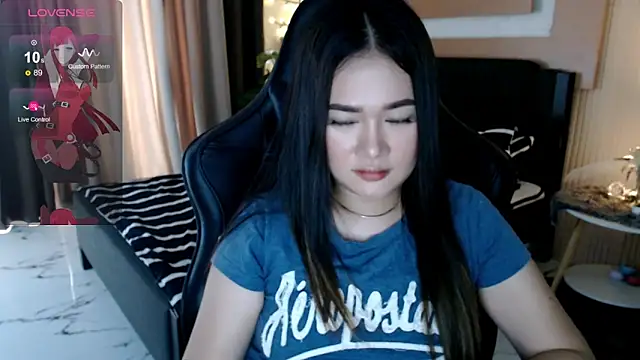 Snapshot of simplykhate chatting on 01/19/26, 03:10 simplykhate online show from 01/19/26, 03:10