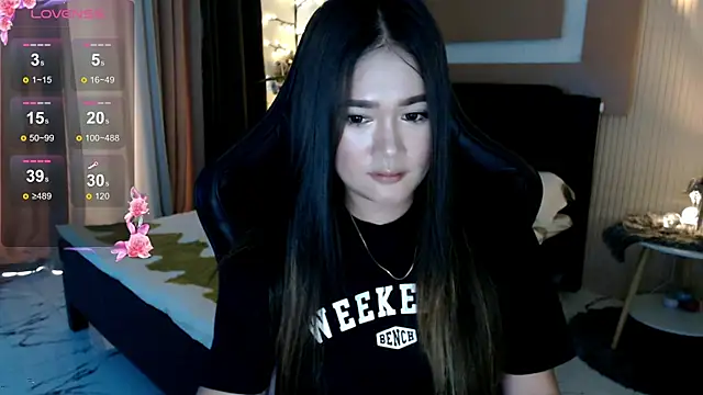 Snapshot of simplykhate chatting on 02/09/26, 12:58 simplykhate online show from 02/09/26, 12:58