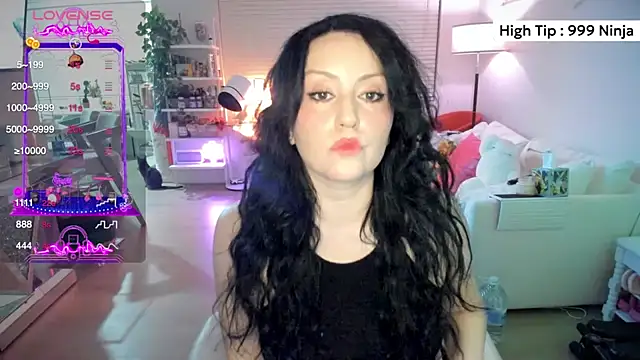 Snapshot of Vesagal chatting on 02/02/26, 03:05 Vesagal online show from 02/02/26, 03:05