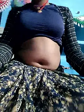 Snapshot of Queen_chayna chatting on 01/06/26, 04:16 Queen chayna online show from 01/06/26, 04:16