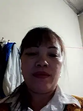 Snapshot of Sana-vn chatting on 01/13/26, 01:38 Sana-vn online show from 01/13/26, 01:38
