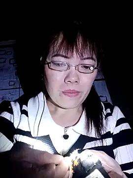 Snapshot of Sana-vn chatting on 01/18/26, 07:23 Sana-vn online show from 01/18/26, 07:23