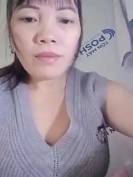 Snapshot of Sana-vn chatting on 02/18/26, 04:19 Sana-vn online show from 02/18/26, 04:19