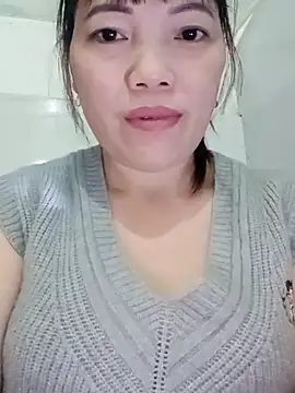 Snapshot of Sana-vn chatting on 02/18/26, 04:25 Sana-vn online show from 02/18/26, 04:25
