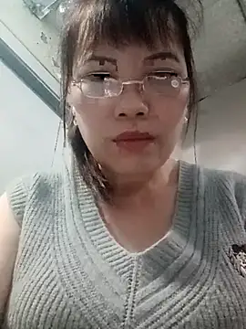 Snapshot of Sana-vn chatting on 02/19/26, 05:47 Sana-vn online show from 02/19/26, 05:47