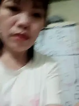 Snapshot of Sana-vn chatting on 03/03/26, 05:41 Sana-vn online show from 03/03/26, 05:41