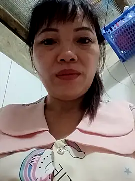Snapshot of Sana-vn chatting on 04/02/26, 06:27 Sana-vn online show from 04/02/26, 06:27