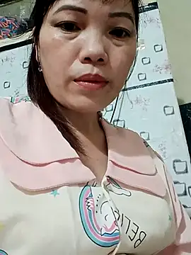 Snapshot of Sana-vn chatting on 04/15/26, 01:40 Sana-vn online show from 04/15/26, 01:40