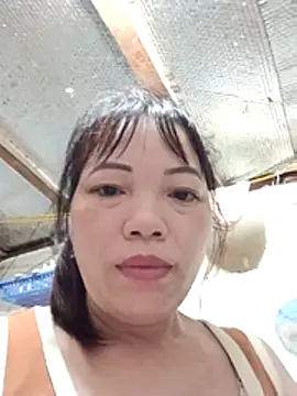 Snapshot of Sana-vn chatting on 04/15/26, 11:38 Sana-vn online show from 04/15/26, 11:38