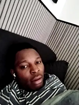Snapshot of Bigchocco chatting on 04/23/26, 01:57 Bigchocco online show from 04/23/26, 01:57