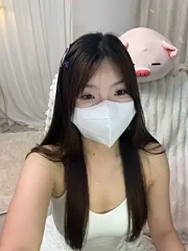 Snapshot of _xiaoxinxin_ chatting on 05/11/26, 02:45 xiaoxinxin online show from 05/11/26, 02:45