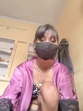 Snapshot of CUTEDIIVA chatting on 06/11/26, 07:17 CUTEDIIVA online show from 06/11/26, 07:17