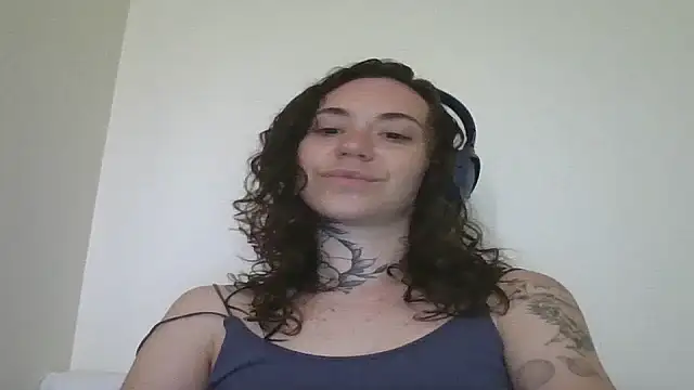 Snapshot of Dirty_Pink chatting on 03/01/26, 03:47 Dirty Pink online show from 03/01/26, 03:47