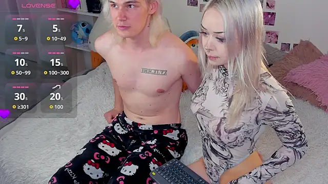 SweetheartsFriends online show from 06/17/26, 10:21