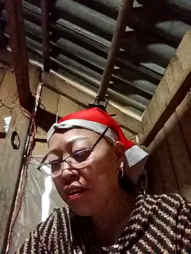 Snapshot of Agnes-baby chatting on 02/26/26, 12:20 Agnes-baby online show from 02/26/26, 12:20