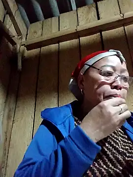 Snapshot of Agnes-baby chatting on 03/09/26, 01:48 Agnes-baby online show from 03/09/26, 01:48