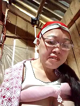 Snapshot of Agnes-baby chatting on 03/26/26, 12:28 Agnes-baby online show from 03/26/26, 12:28