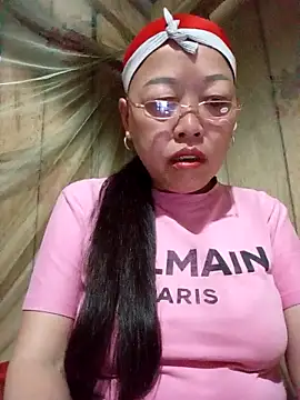 Snapshot of Agnes-baby chatting on 04/20/26, 10:22 Agnes-baby online show from 04/20/26, 10:22