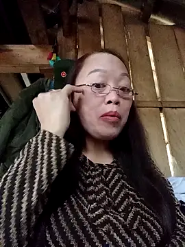 Snapshot of Agnes-baby chatting on 04/24/26, 12:46 Agnes-baby online show from 04/24/26, 12:46