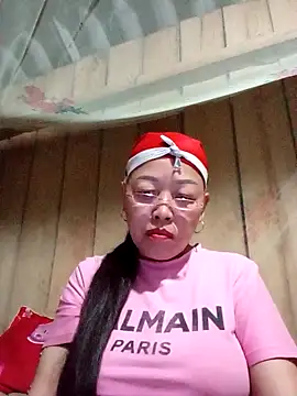 Snapshot of Agnes-baby chatting on 04/24/26, 01:24 Agnes-baby online show from 04/24/26, 01:24