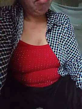 Snapshot of Agnes-baby chatting on 06/10/26, 03:07 Agnes-baby online show from 06/10/26, 03:07