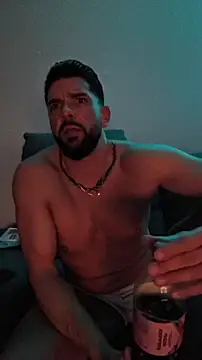 Snapshot of Angelo_33 chatting on 01/18/26, 02:04 Angelo 33 online show from 01/18/26, 02:04
