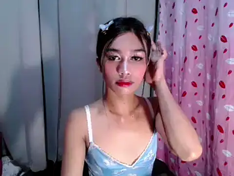 Snapshot of Goddess_katrina26 chatting on 01/13/26, 01:27 Goddess katrina26 online show from 01/13/26, 01:27