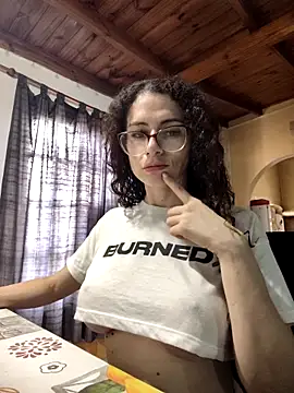 Snapshot of Nanucurlyxx chatting on 03/30/26, 07:15 Nanucurlyxx online show from 03/30/26, 07:15