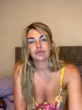 Scarlett the girlnextdoor online show from 06/30/26, 11:39
