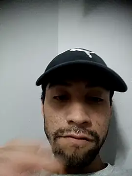Snapshot of AlejandreBy chatting on 01/10/26, 12:45 AlejandreBy online show from 01/10/26, 12:45