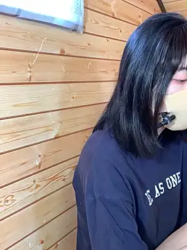 Snapshot of minami_room chatting on 04/18/26, 06:06 minami room online show from 04/18/26, 06:06