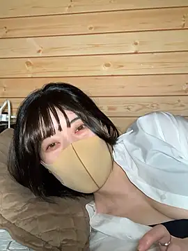 Snapshot of minami_room chatting on 04/20/26, 01:25 minami room online show from 04/20/26, 01:25