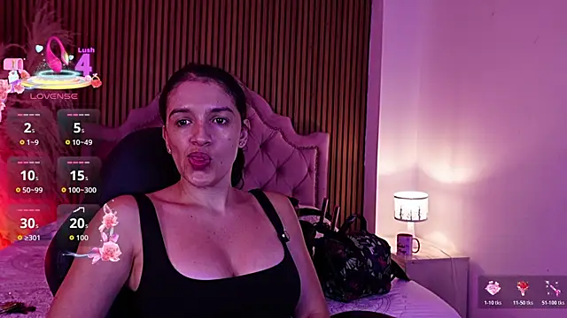 Violett hott  online show from 06/28/26, 01:17