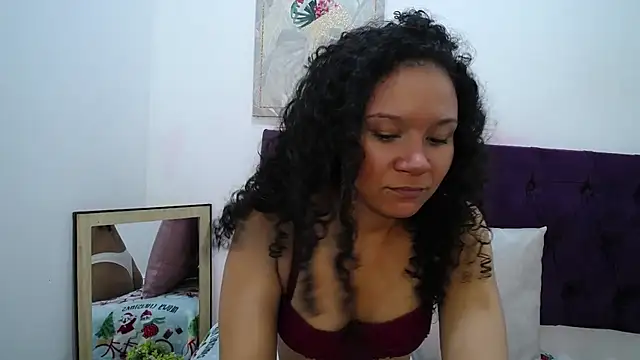 Snapshot of Little18Doll chatting on 01/07/26, 11:23 Little18Doll online show from 01/07/26, 11:23