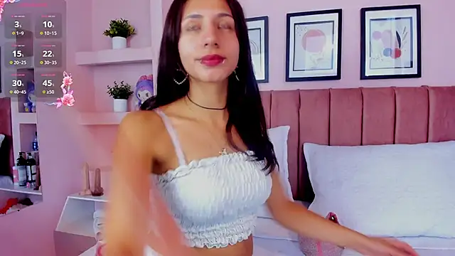 Snapshot of Katteyes__ chatting on 04/28/26, 02:00 Katteyes online show from 04/28/26, 02:00