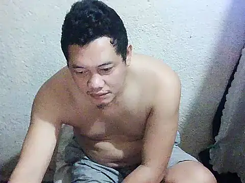 Snapshot of UrAsianGuy90 chatting on 02/05/26, 03:22 UrAsianGuy90 online show from 02/05/26, 03:22