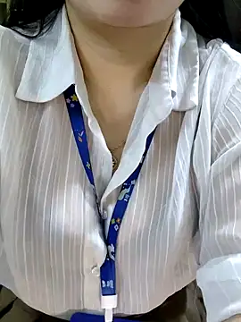 Snapshot of Arica_sexykiss chatting on 02/03/26, 06:51 Arica sexykiss online show from 02/03/26, 06:51