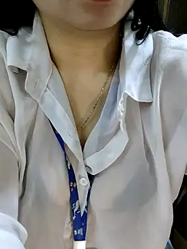 Snapshot of Arica_sexykiss chatting on 02/05/26, 08:57 Arica sexykiss online show from 02/05/26, 08:57