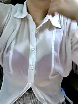 Snapshot of Arica_sexykiss chatting on 05/01/26, 08:57 Arica sexykiss online show from 05/01/26, 08:57