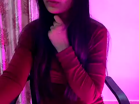 Snapshot of sweet_riyaaa chatting on 01/18/26, 04:49 sweet riyaaa online show from 01/18/26, 04:49