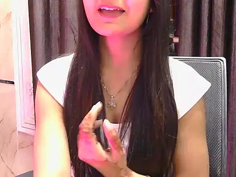 Snapshot of sweet_riyaaa chatting on 02/17/26, 05:37 sweet riyaaa online show from 02/17/26, 05:37
