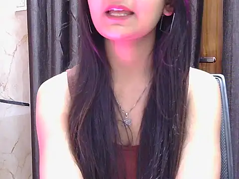 Snapshot of sweet_riyaaa chatting on 02/25/26, 05:28 sweet riyaaa online show from 02/25/26, 05:28